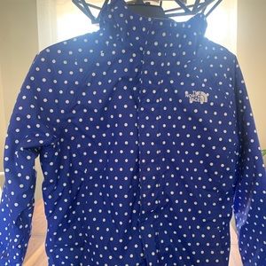 North face Ski Jacket fits like women’s medium